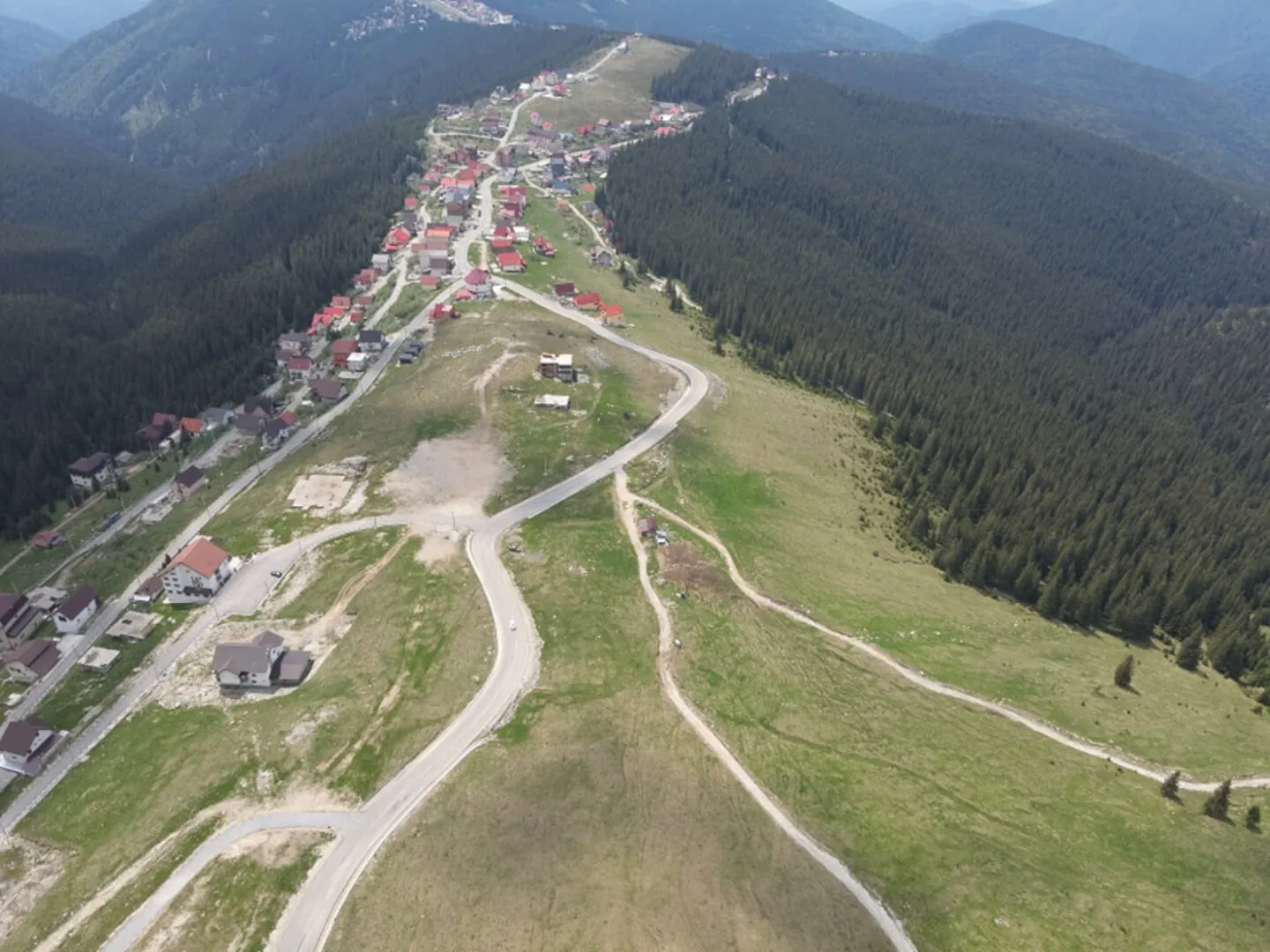 Poza pentru articolul S-a redeschis circulația pe Transalpina. Restricții de trafic până la 1 iulie