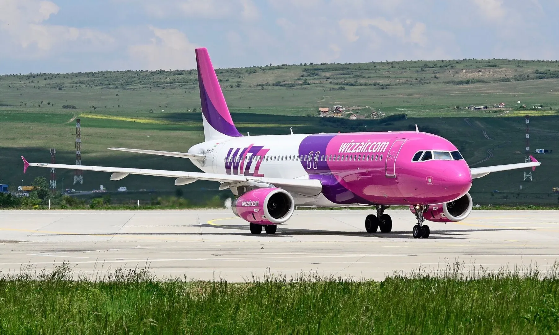 Poza pentru articolul Wizz Air renunță la aceste 2 rute din România. Pasagerii, afectați din octombrie 2026