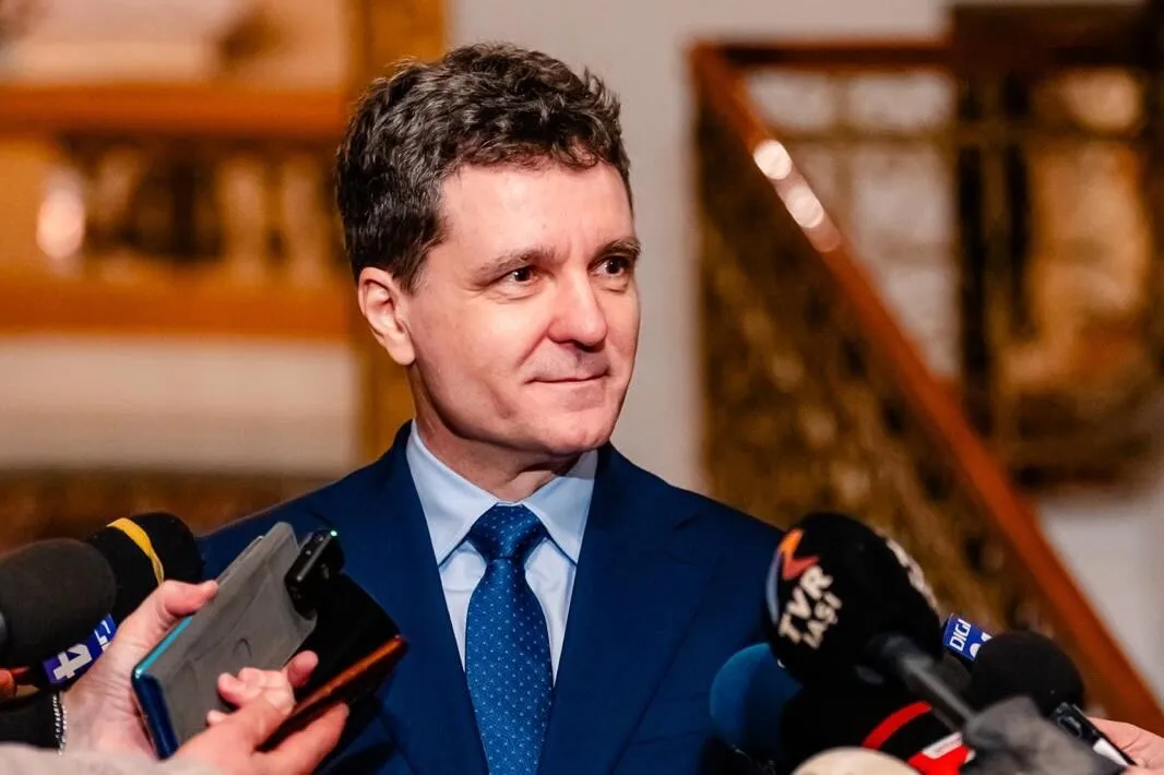 Nicușor Dan Nicușor Dan