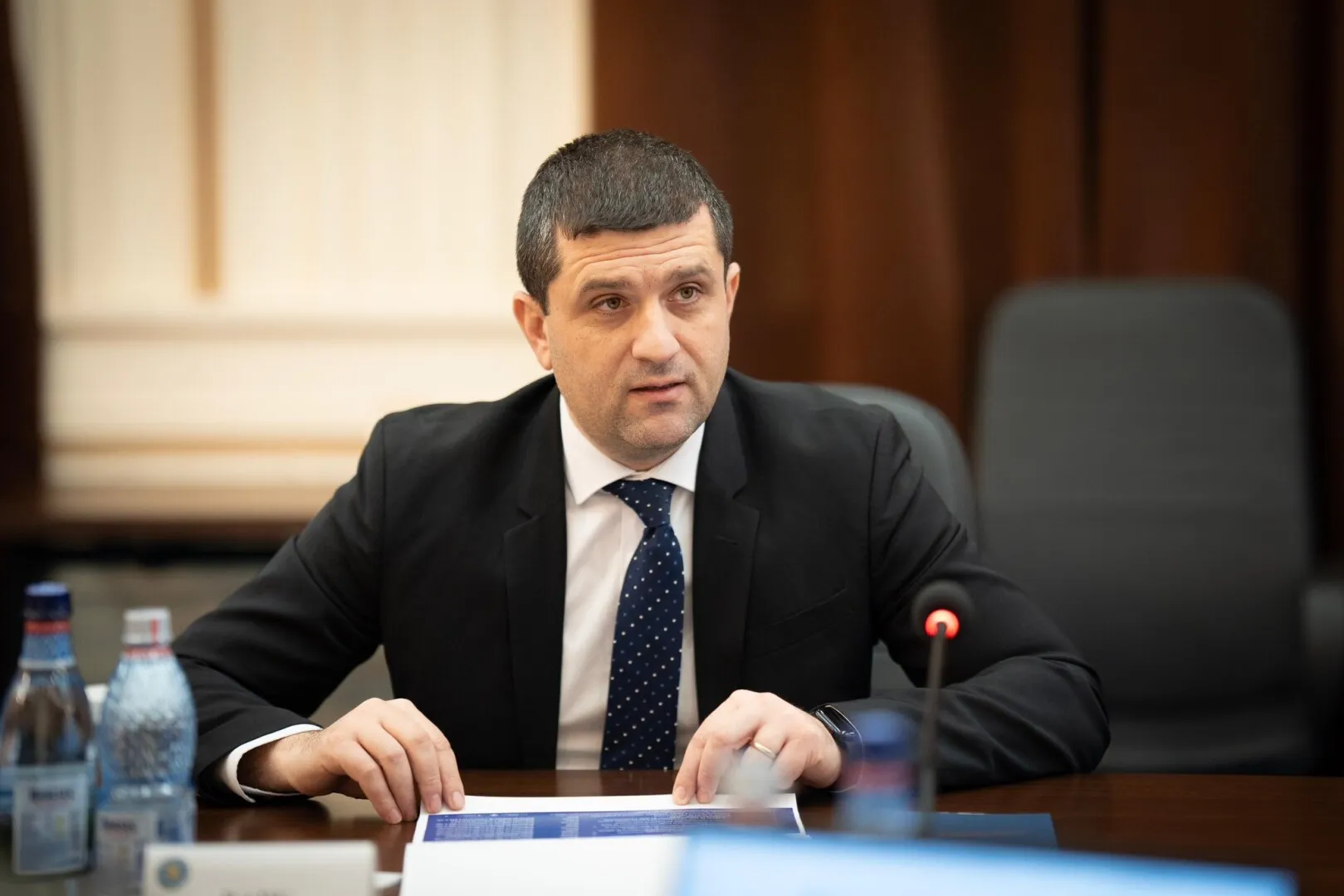 Poza pentru articolul Radu Miruță, cu factura din vacanță la vedere. Ministrul interimar fusese acuzat că a cheltuit o avere pe Turcia