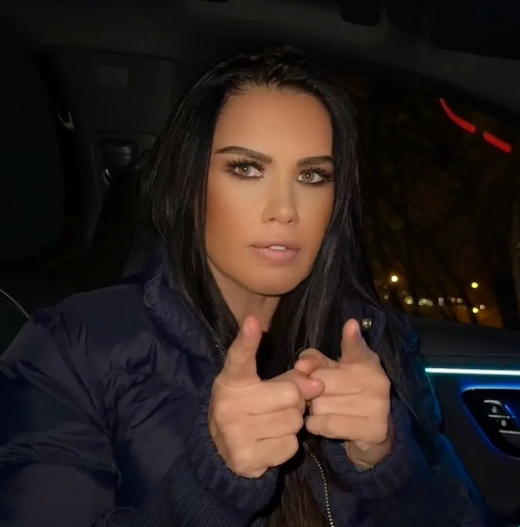 Poza pentru articolul Clinica de lux deținută de Oana Zăvoranu, demolată de executori. Afacerea îngropată în datorii a ajuns la final de drum