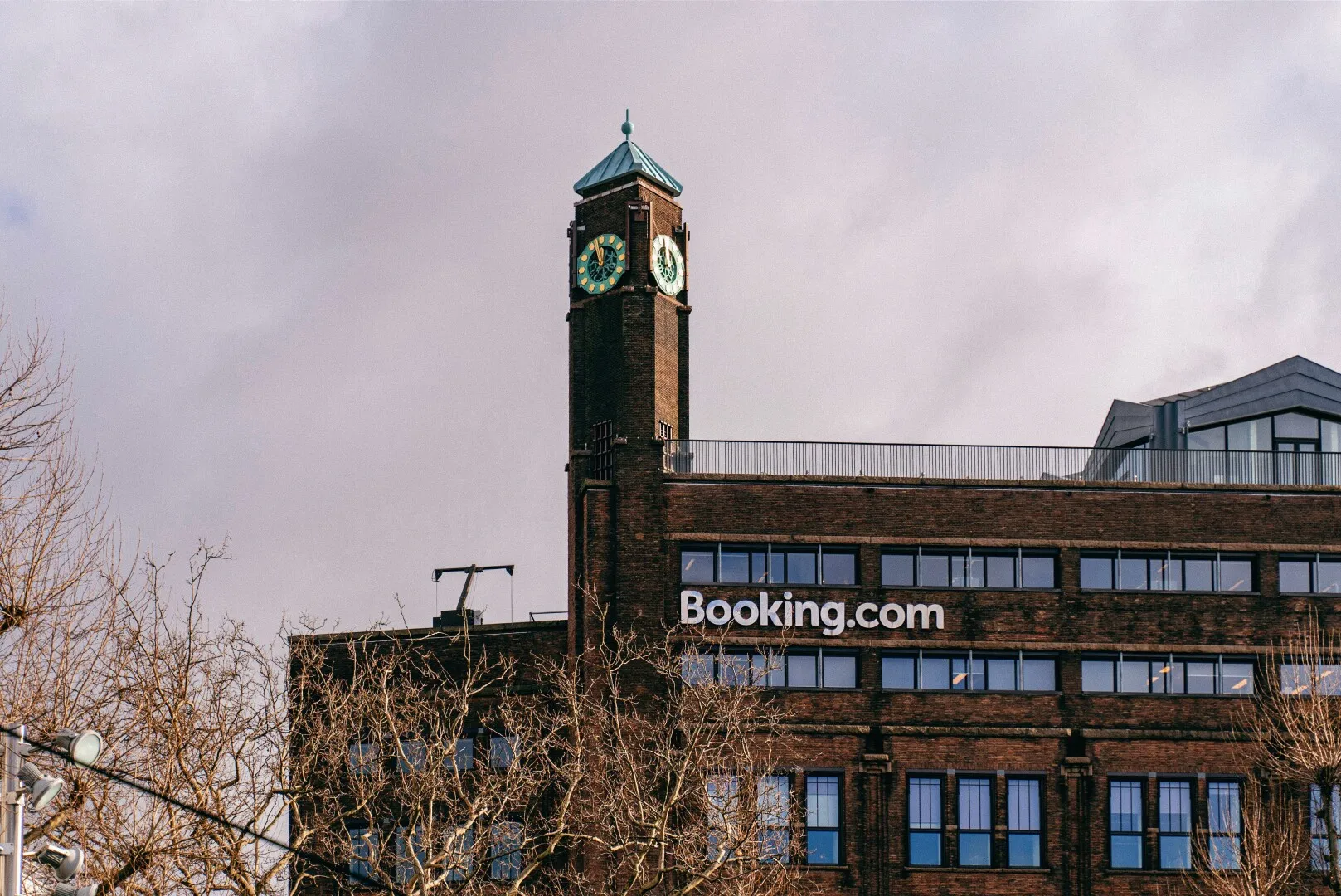 Poza pentru articolul AirBnb și Booking, noile trenduri care au cucerit românii. Tot mai mulți proprietari își închiriază locuințele turiștilor străini