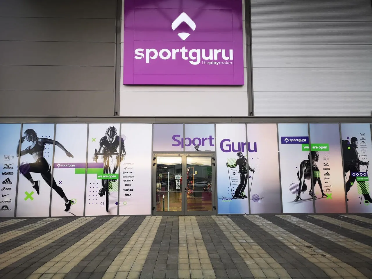 Poza pentru articolul Cine deține SportGuru, care abia a mai deschis un magazin în Iași. Mulți clienți nu știu că afacerea este românească