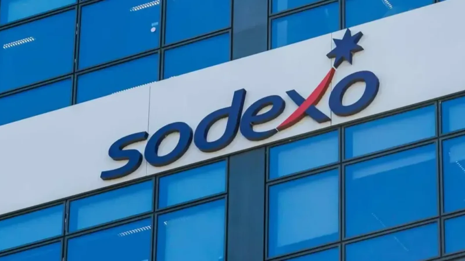 Sodexo renunță la 1.000 de angajați. Compania gestionează cardurile de bonuri și cadouri ale multor angajați români