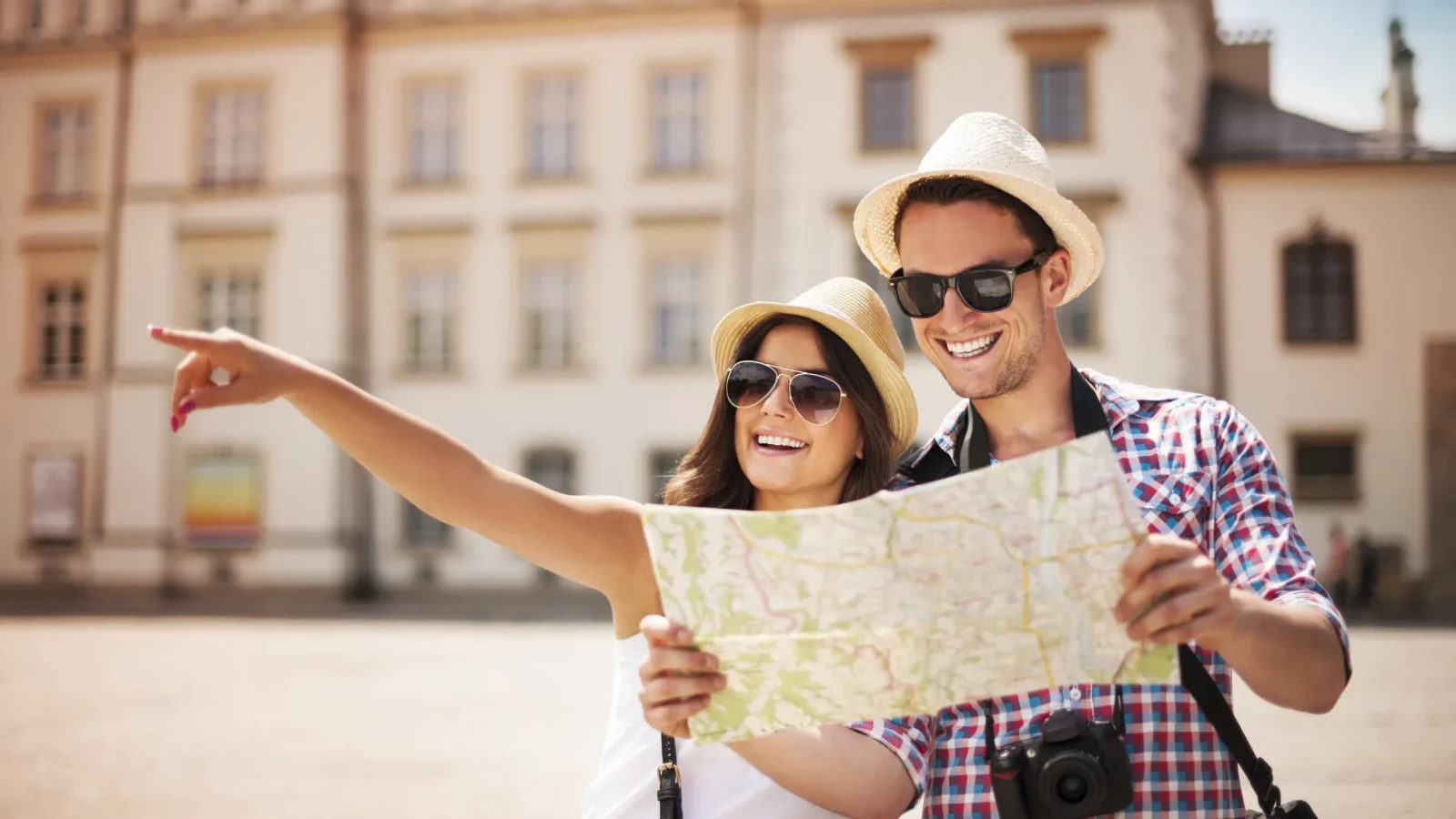 Turiștii europeni și-au pierdut farmecul pentru România. Vecinii noștri au devenit mai interesanți
